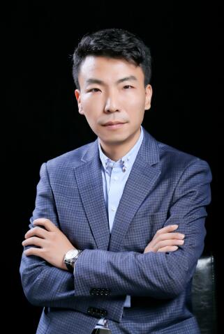 運去哪周詩豪:掘金上海 讓國際物流更透明 title=